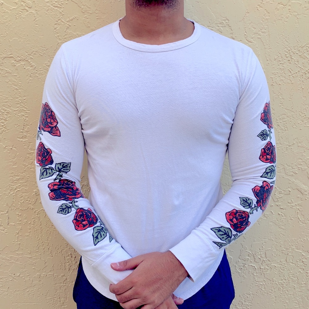 White and red rose long sleeve Hollister shirt